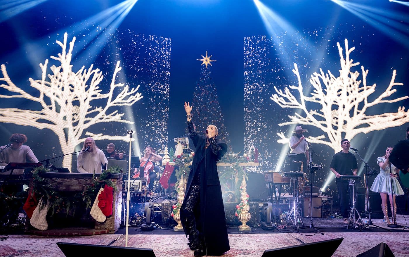 work image of Christmas Tour