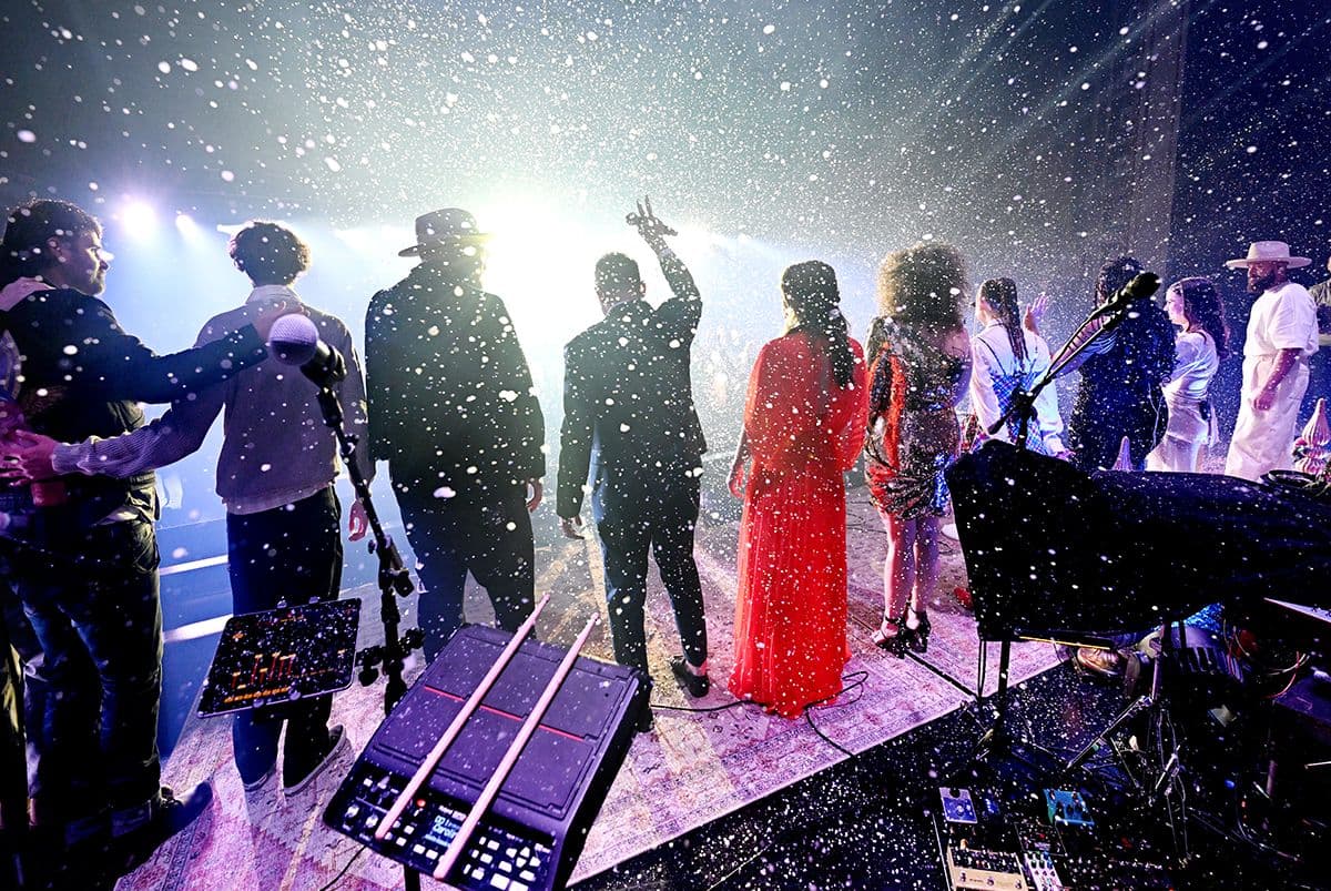 work image of Christmas Tour