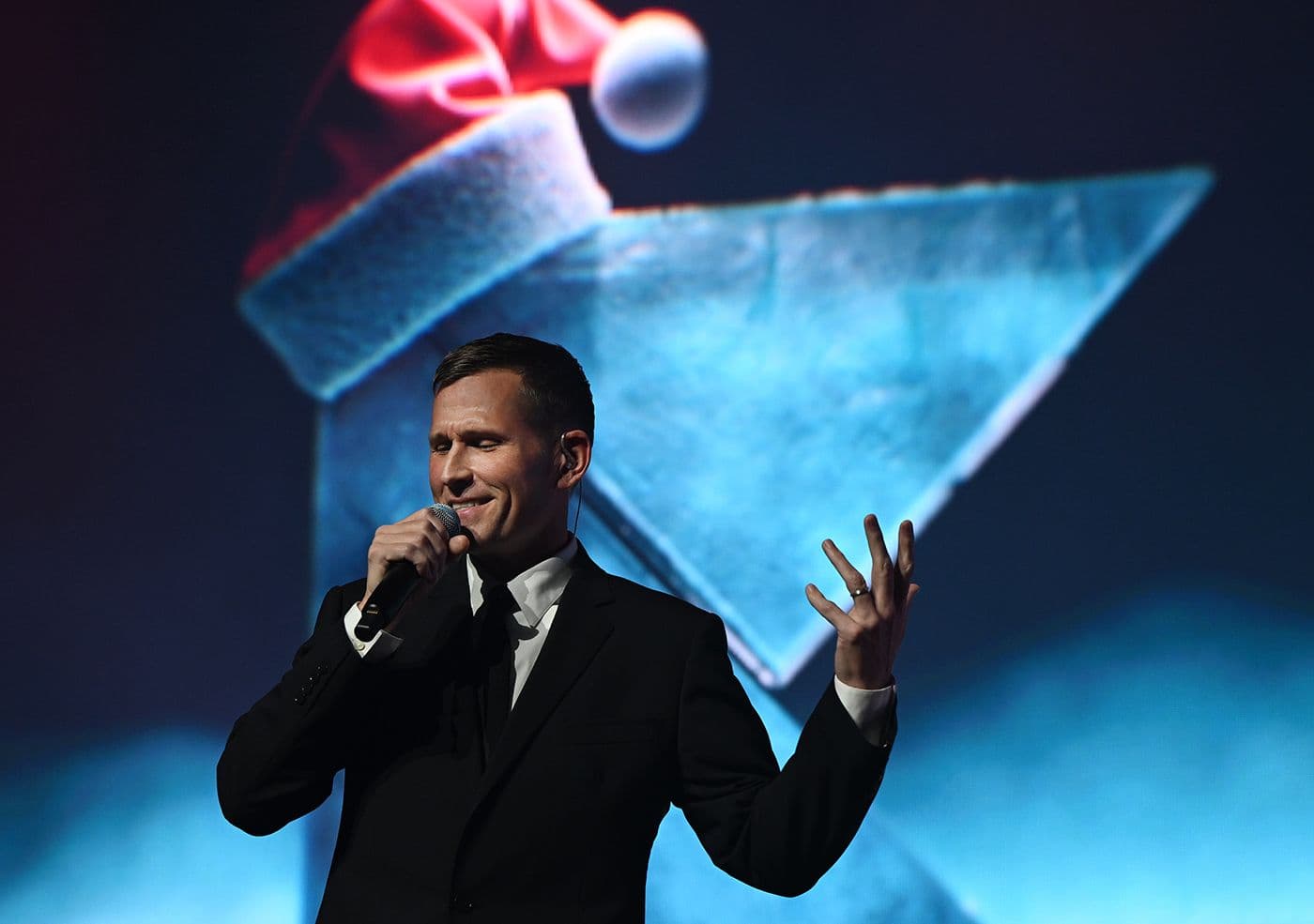 work image of Christmas Tour